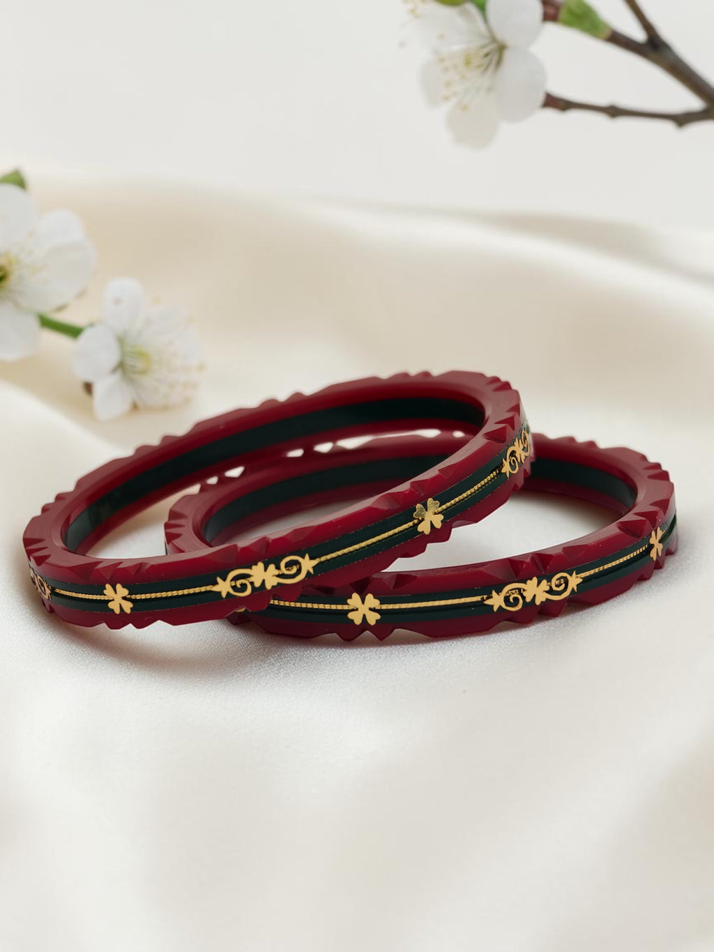 22kt (916) Yellow Gold Handmade Pola Bangles Red and Green Colour|Chooda|Churas for Women with Purity Certificate