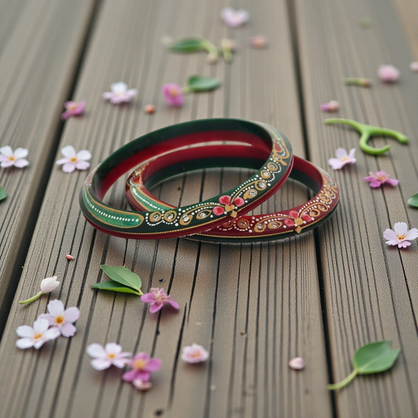 22kt (916) Yellow Gold Handmade Jodhpuri Printed Red And Green Pola Bangles Flower Design for Women with Purity Certificate (Set of 2pcs)